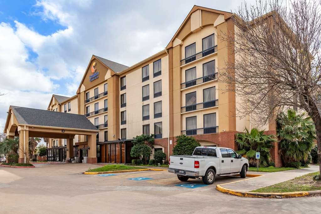 Comfort Inn & Suites Houston I-10 West Energy Corridor Exterior foto